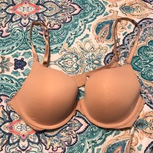 Victoria Secret bra- 36B (New)
